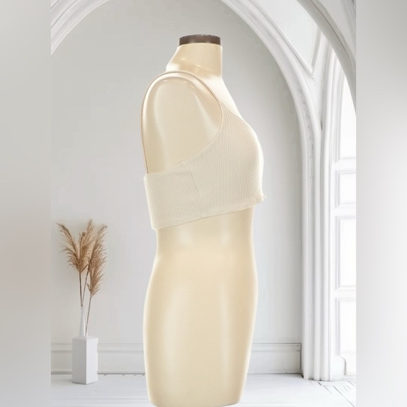 Reformation Crop Top Spaghetti Straps Sleeveless Ivory Color Size Large - Picture 4 of 8